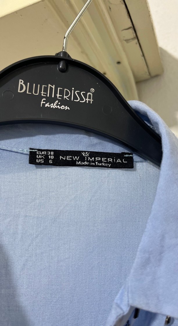 Düğmeli Mavi Kadın Gömlek - Görsel 4