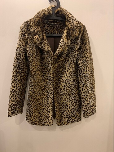 Leopar mont