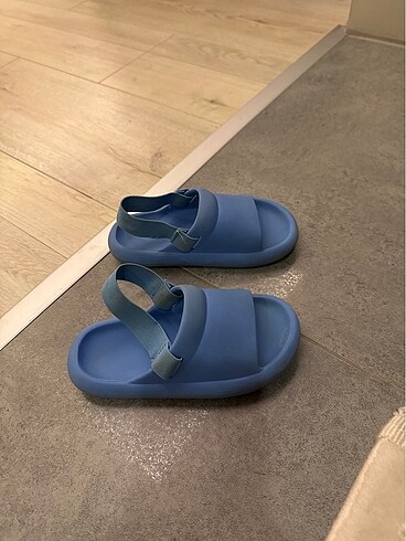 Zara Sandalet