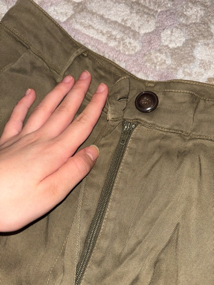 Bej Rahat Kesim Kadın Mini Keten Şort - Görsel 3