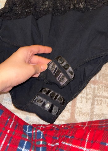 Dantel Detaylı Siyah Gotik Uzun Kollu Bluz - Görsel 5