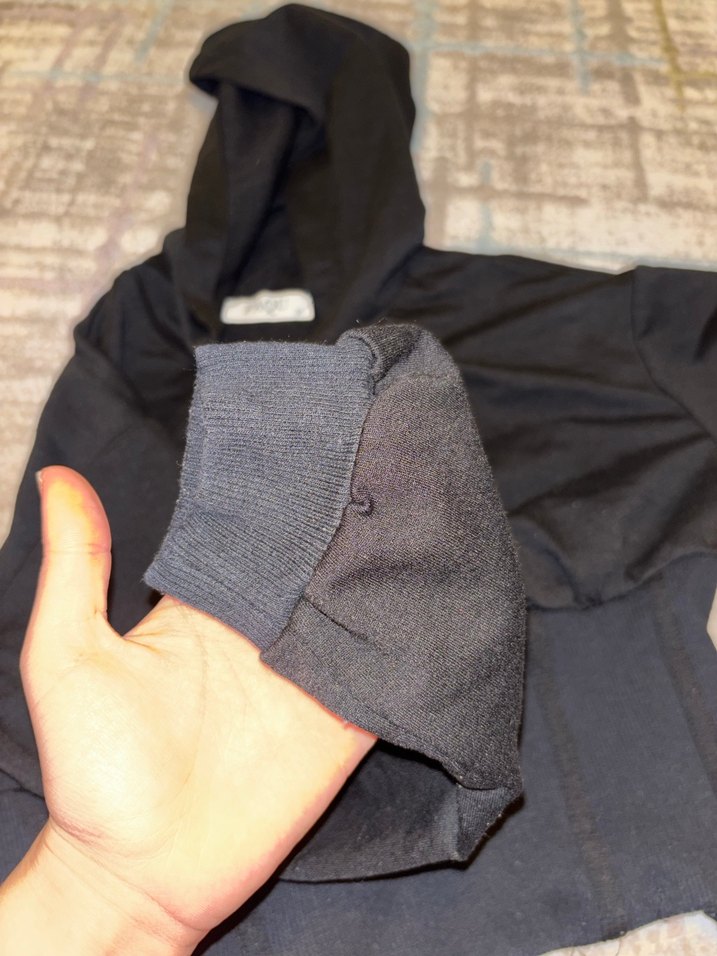 Siyah Yüksek Yakalı Kadın Sweatshirt - Görsel 4