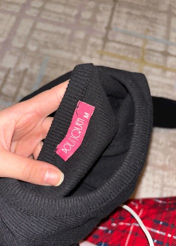 Siyah Uzun Kollu Kadın Bluz - Görsel 3