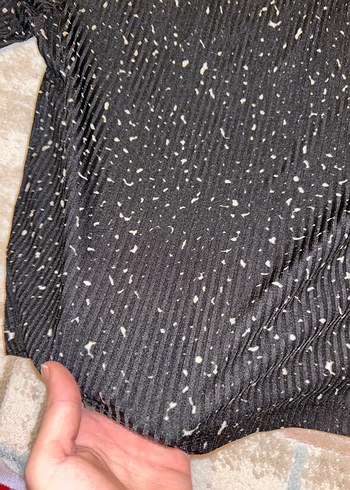 Kadın Siyah Pilili Uzun Kollu Kazak - Görsel 2