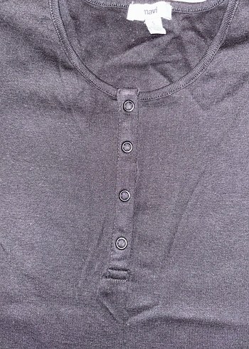 Düğmeli Kısa Kollu Gri Kadın Tişört - Görsel 2