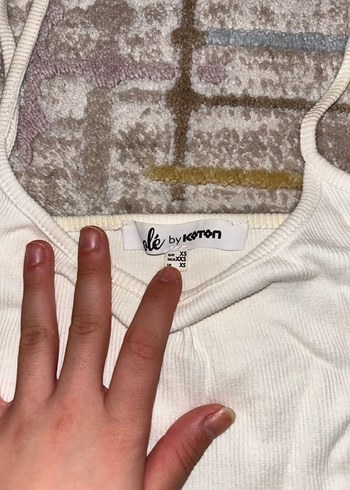 Beyaz Keten İnce Askılı Kadın Atlet - Görsel 2