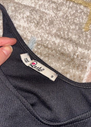 Tokalı Siyah V Yaka Kadın Atlet - Görsel 5