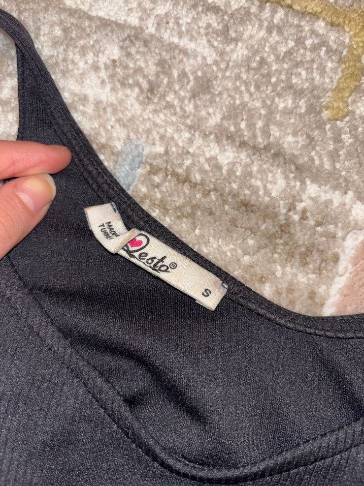 Tokalı Siyah V Yaka Kadın Atlet - Görsel 5