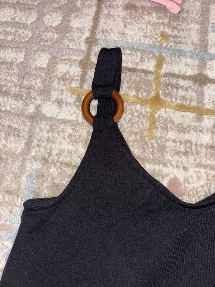 Tokalı Siyah V Yaka Kadın Atlet - Görsel 2