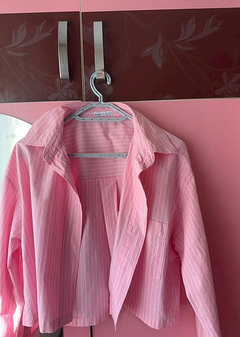 Bershka Pembe Düğmeli Uzun Kollu Keten Gömlek
