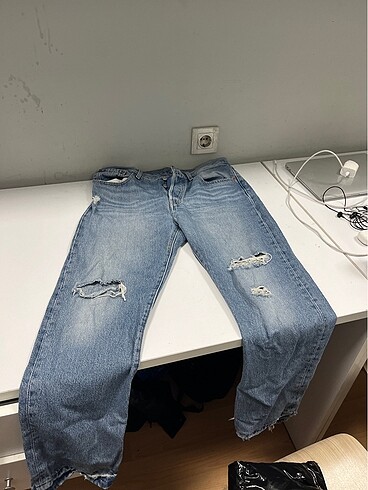 Levis Premium Denim Pants