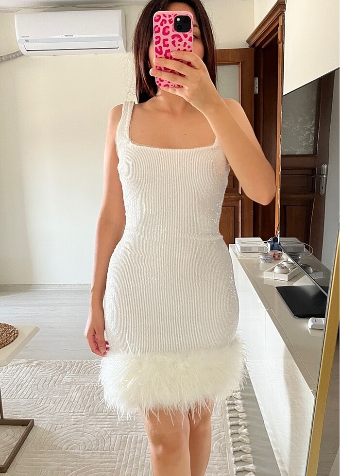 Beyaz simli tüylü abiye - Görsel 4