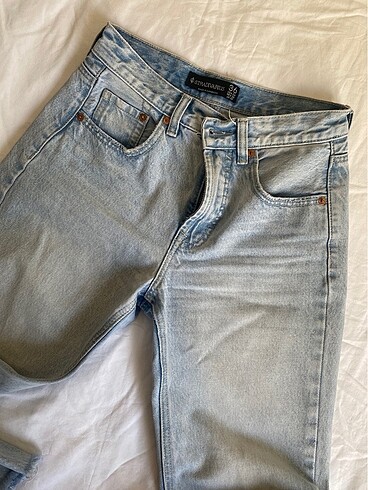 s Beden mavi Renk Stradivarius jeanss?