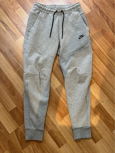 nike tech