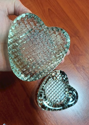 Vintage Yılan Desenli Parlak Kalp Tabak - Görsel 3