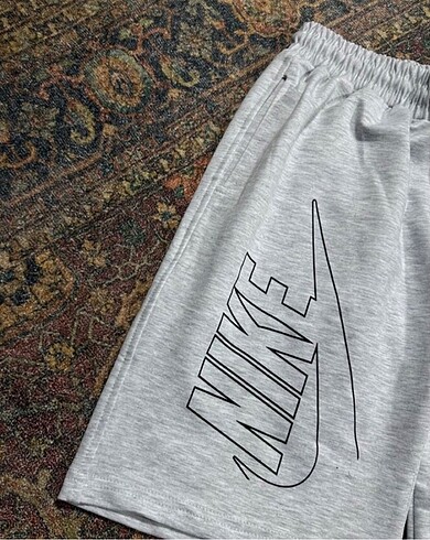 l Beden Nike Club Fleece Erkek Gri Şort(SIFIR)