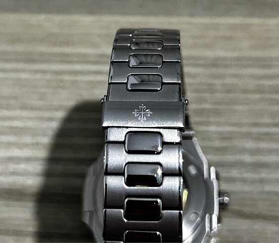  Beden gri Renk Patek Philippe Nautilus 5711 Çelik Kasa Siyah Kadran