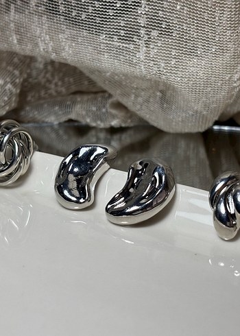 Parlak İşlemeli Altın Kadın Bileklik - Görsel 3