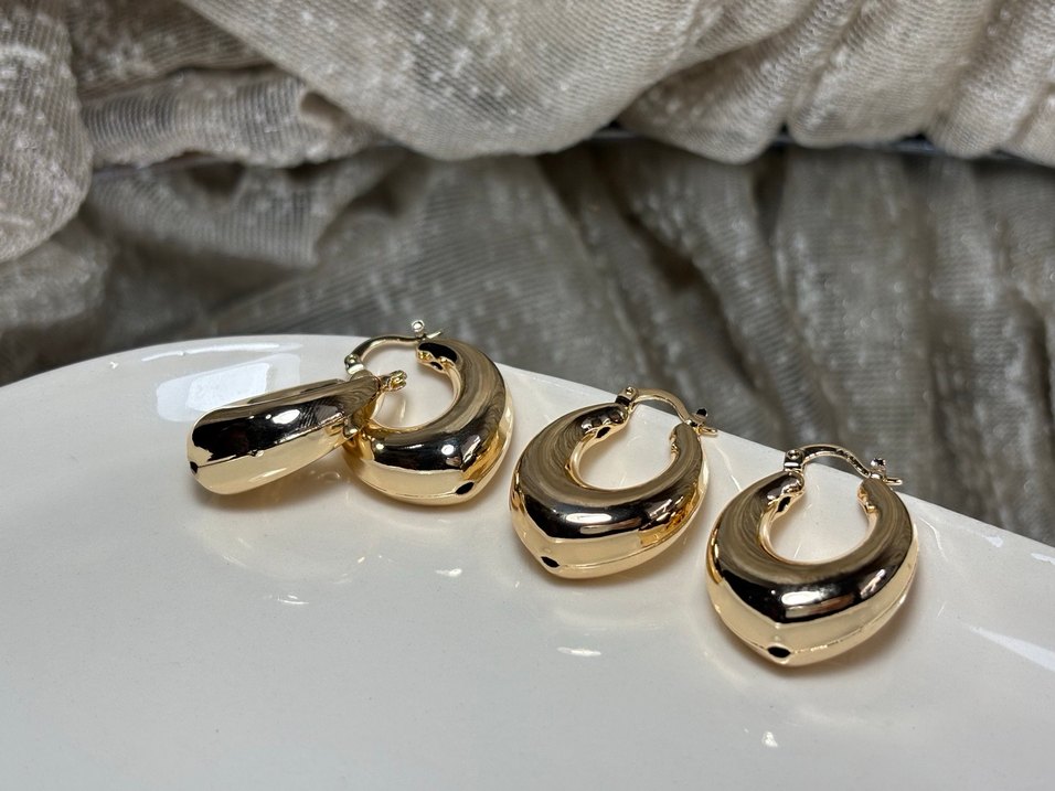 Parlak İşlemeli Altın Kadın Bileklik - Görsel 5