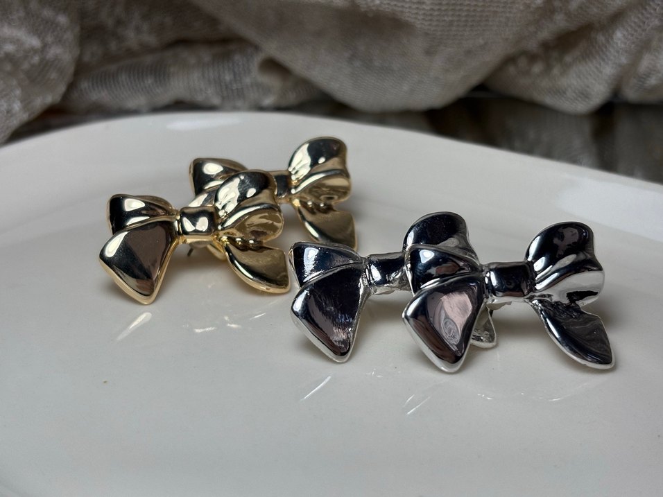 Parlak İşlemeli Altın Kadın Bileklik - Görsel 2