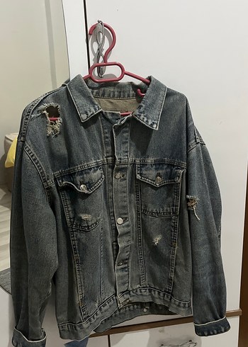 Gri Düğmeli Gevşek Kesim Kadın Denim Ceket