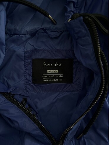 s Beden Bershka yagmurluk