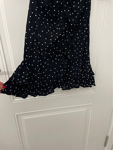 xs Beden siyah Renk H&M ELBİSE