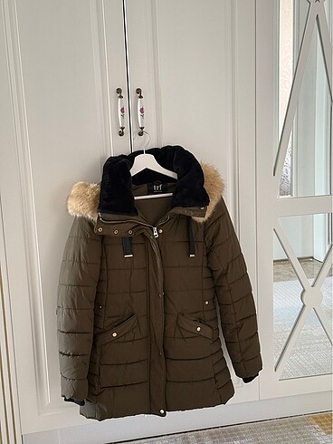 Zara mont