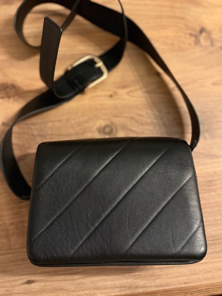 Deri Siyah Kapitone Kadın Çanta - Görsel 3