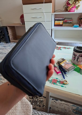  Beden siyah Renk Deri Siyah Baskılı Fermuarlı Kadın Cüzdanı