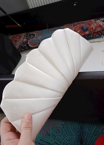 Beyaz Pilili Kadın Portföy Çanta - Görsel 2