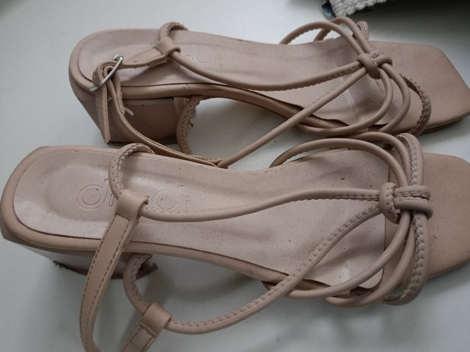 Bej Minimalist Topuklu Kadın Sandalet - Görsel 2