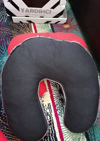 Yardımcı Çok Renkli Boyun Yastığı - Görsel 3