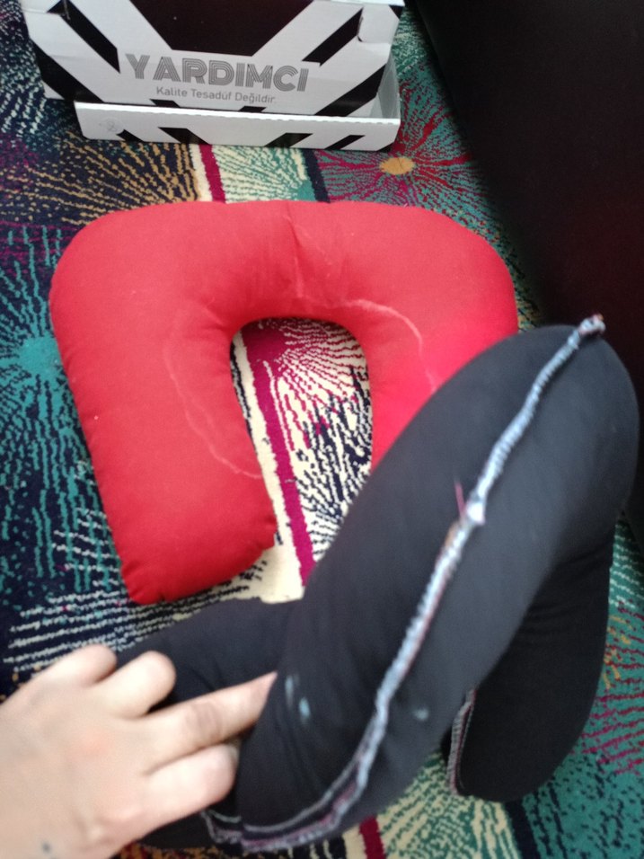 Yardımcı Çok Renkli Boyun Yastığı - Görsel 2