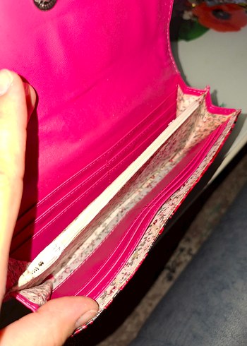 Beden pembe Renk Pembe Yılan Desenli Tokalı Deri Kadın Cüzdan