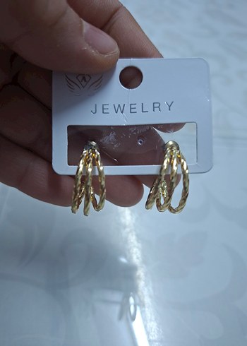 Zincir Detaylı Mini Altın Küpeler - Görsel 2