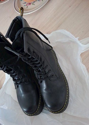 Siyah Bağcıklı Kadın Stiletto sıfır bot - Görsel 2