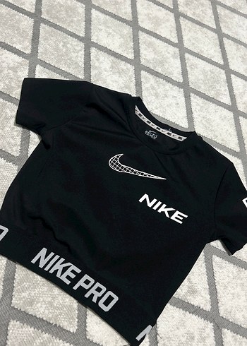 Nike 13-14 Yaş