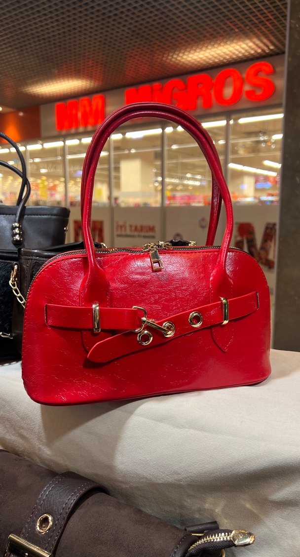 Parlak Siyah Yılan Desenli Deri Kadın Çanta - Görsel 2