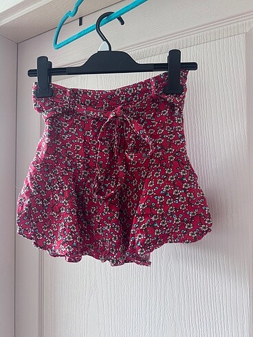 Çiçekli şortetek