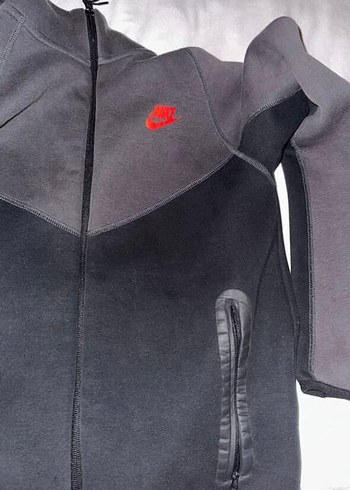 Nike Tech Fleece (Limited)