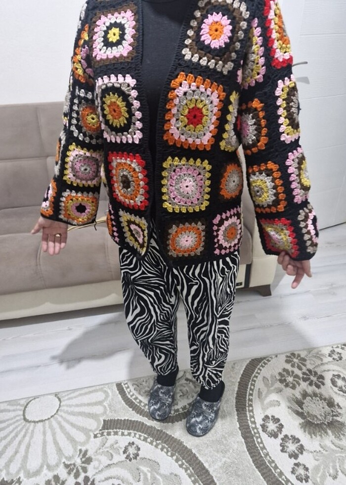 Motifli el örgüsü hirka - Görsel 4