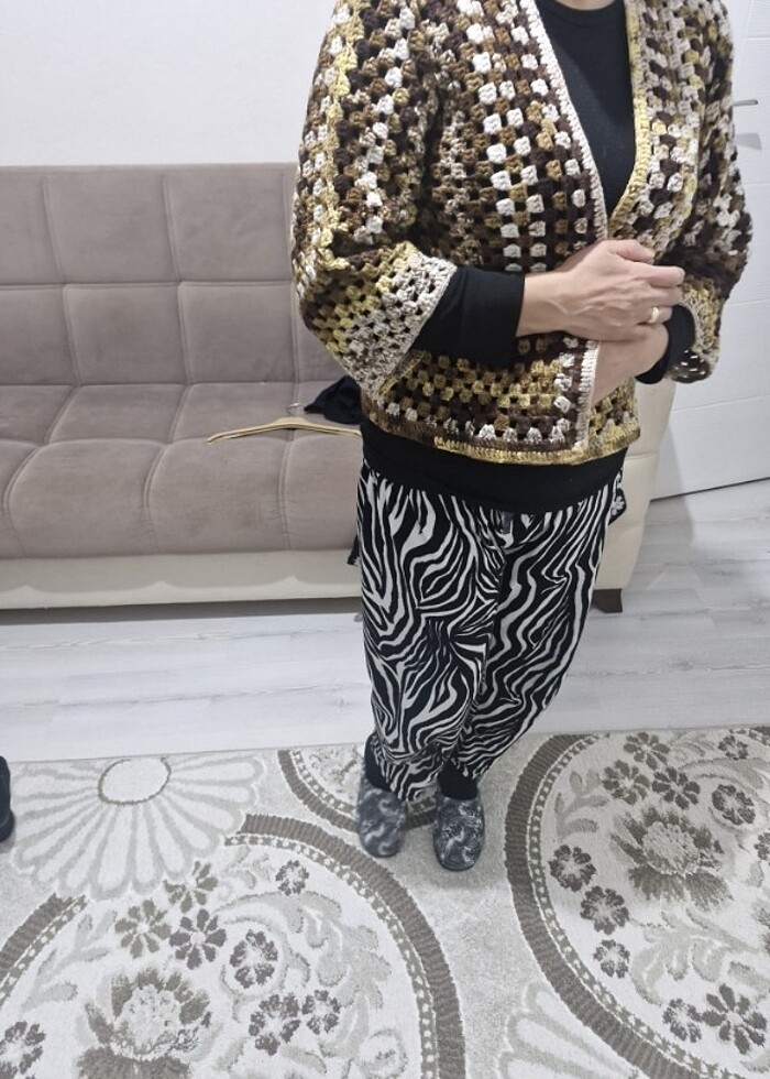 El örgüsü üçgen hırka - Görsel 3