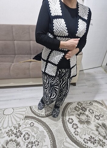 m Beden ten rengi Renk El örgüsü yelek 