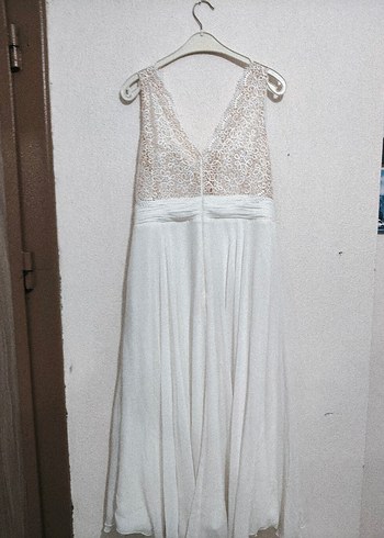 V Yaka A Kesim Uzun Beyaz Gelinlik - Görsel 4