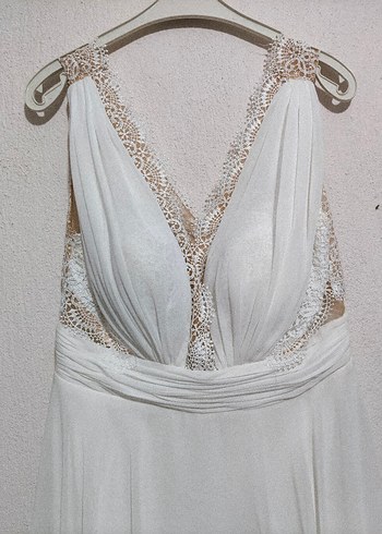 V Yaka A Kesim Uzun Beyaz Gelinlik - Görsel 3