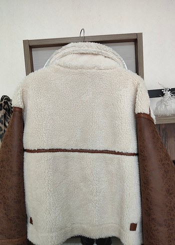 Kahverengi Deri ve Kürklü Kadın Ceket - Görsel 3