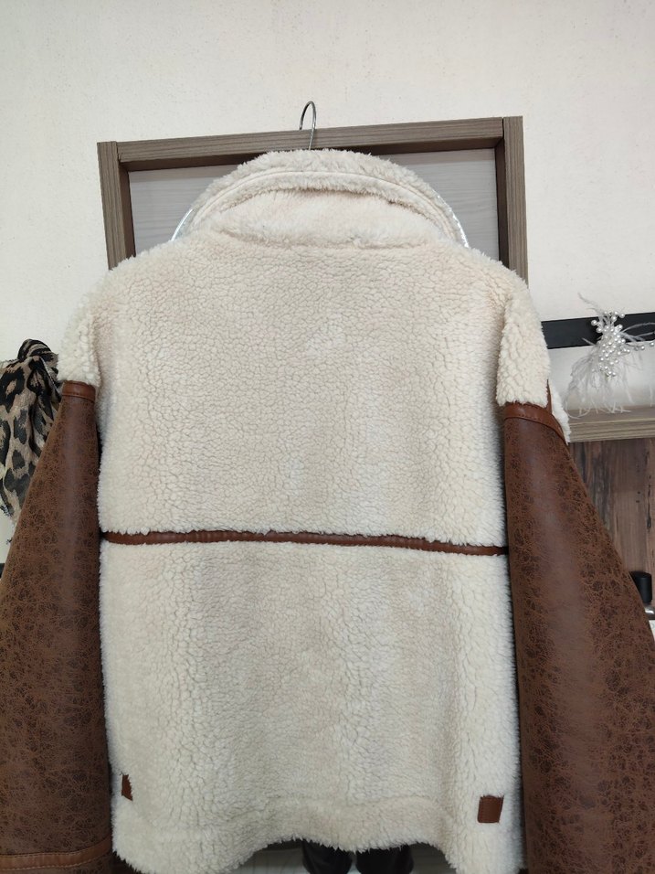 Kahverengi Deri ve Kürklü Kadın Ceket - Görsel 3