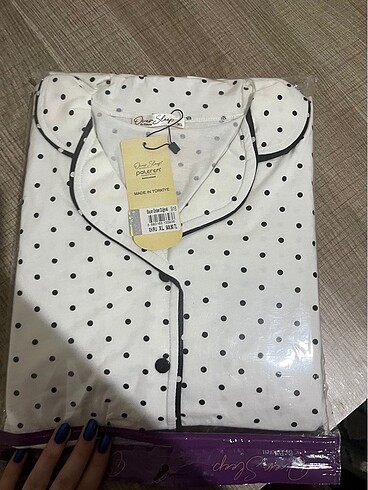 xl Beden beyaz Renk Pijama takımı