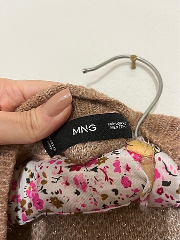 xs Beden Mango Hırka